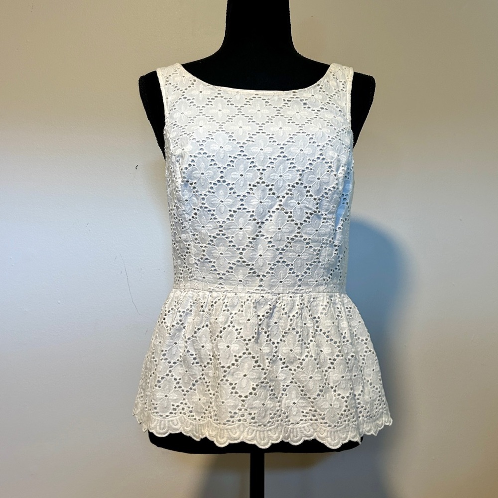 Lilly Pulitzer white lace top size 6